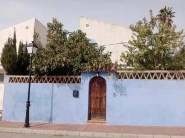 Chalet en venta en Rio Real, Costa del Sol Occidental