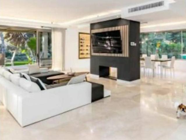 Chalet en venta en Rio Real, Costa del Sol Occidental