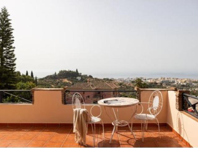 Chalet en venta en Sierramar, Costa del Sol Occidental