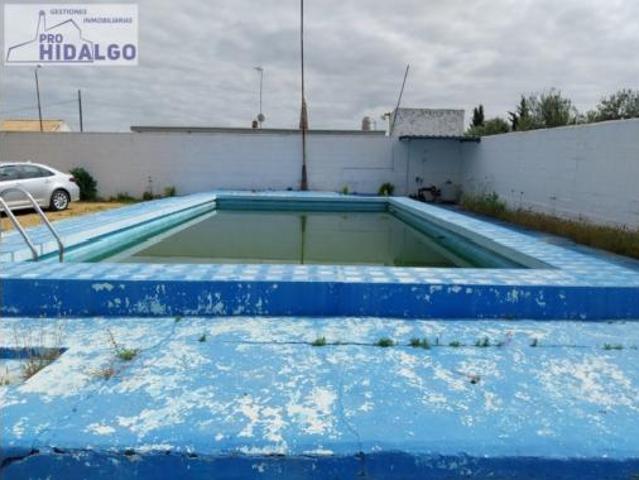 Chalet en venta en Marchena, Andalucía
