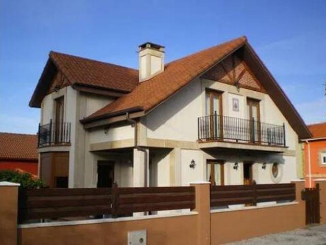 Chalet en venta en Marina De Cudeyo, Cantabria