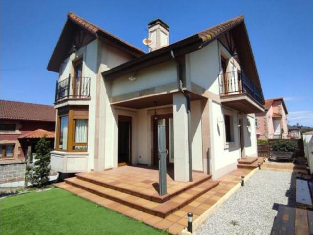 Chalet en venta en Marina De Cudeyo, Cantabria