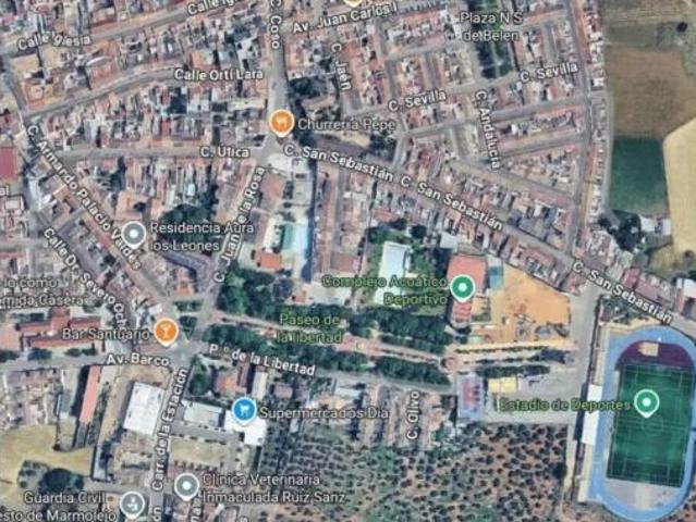 Chalet en venta en Marmolejo, Andalucía