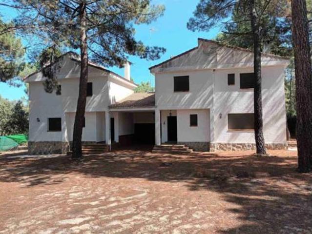 Chalet en venta en Urbanización Pinar de Párraces, Marugán