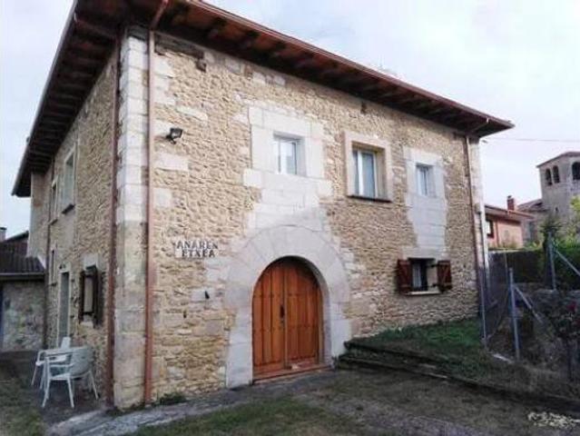 Chalet en venta en Santurde, Medina De Pomar