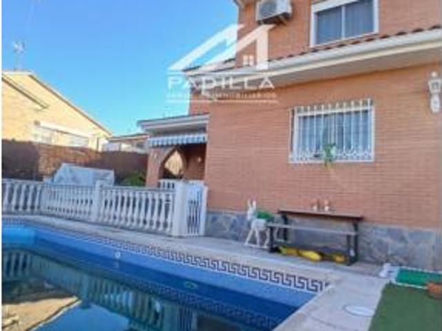 Chalet en venta en Urbanización San Nicolás, Méntrida