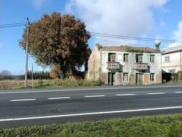 Chalet en venta en Ordes, Galicia