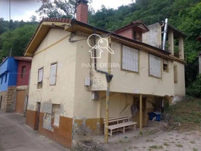 Chalet en venta en Mieres, Asturias