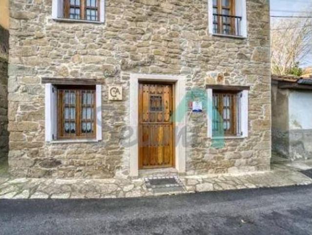 Chalet en venta en El Somerón, Mieres