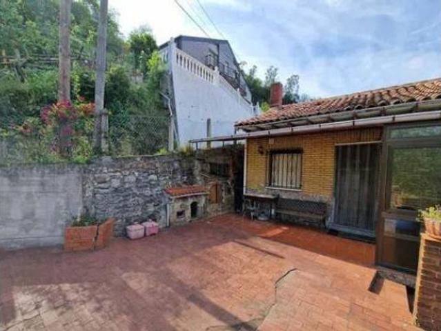 Chalet en venta en Mieres, Asturias