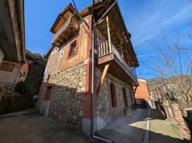 Chalet en venta en Mieres, Asturias