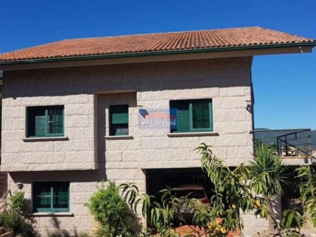 Chalet en venta en Abelendo, O Morrazo