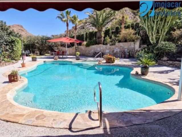 Chalet en venta en Vista de los Ángeles-Rumina, Mojácar