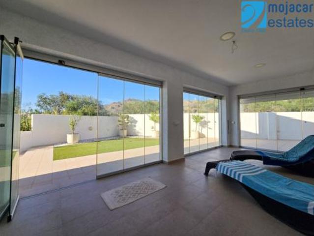 Chalet en venta en Vista de los Ángeles-Rumina, Mojácar