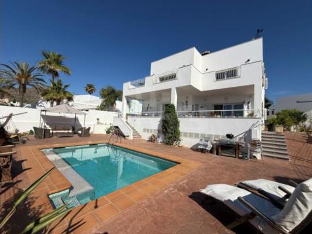 Chalet en venta en Vista de los Ángeles-Rumina, Mojácar