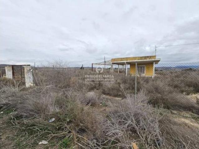 Chalet en venta en Mujeres Deportistas, el Vinalopó Mitjà / El Vinalopó Medio
