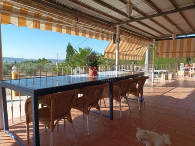 Chalet en venta en el Vinalopó Mitjà / El Vinalopó Medio, Valencia