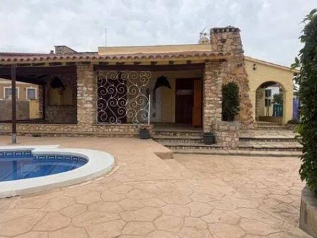 Chalet en venta en Miami Platja, Baix Camp