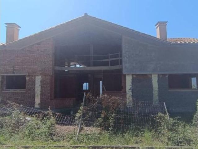Chalet en venta en Montagut, Garrotxa