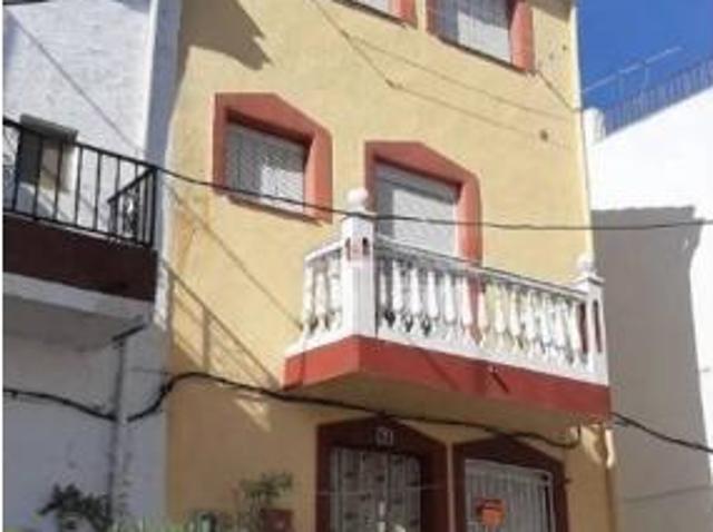 Villa en venta en Montejícar