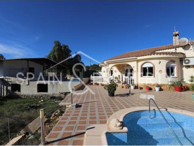 Chalet en venta en la Ribera Alta, Valencia