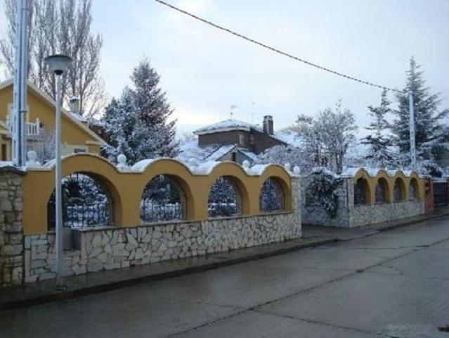 Chalet en venta en Barrio de la Azucarera, Monzón de Campos