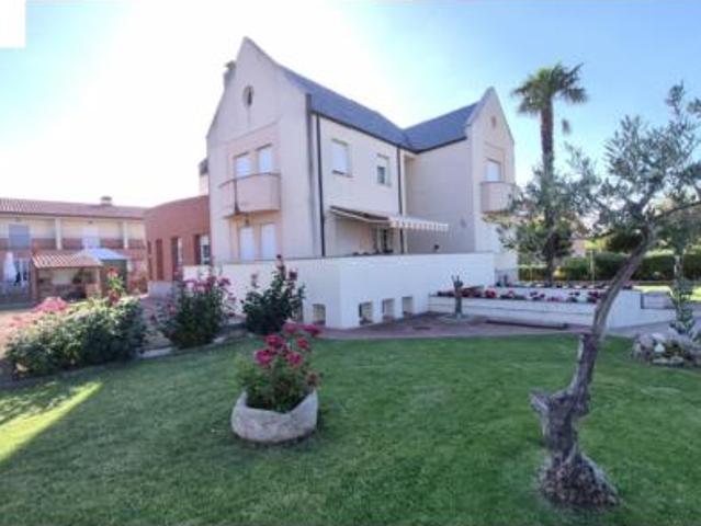Chalet en venta en Morales Del Vino, Castilla y León