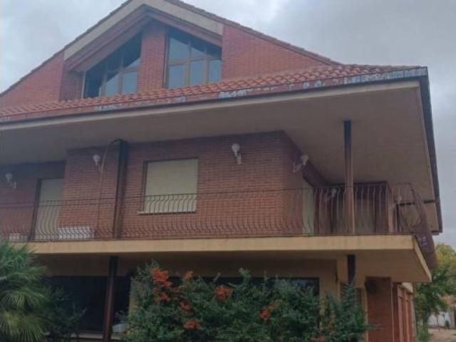Chalet en venta en Morales Del Vino, Castilla y León