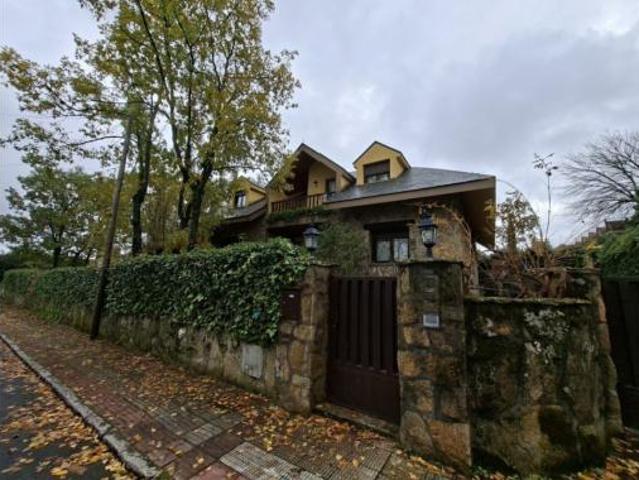 Chalet en venta en Moralzarzal, Madrid
