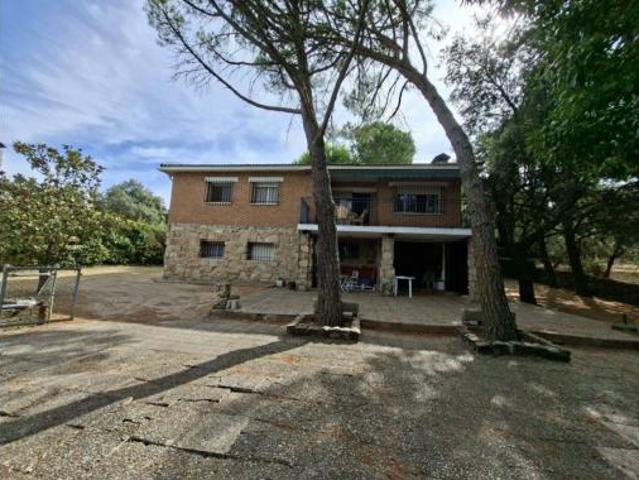 Chalet en venta en Moralzarzal, Madrid