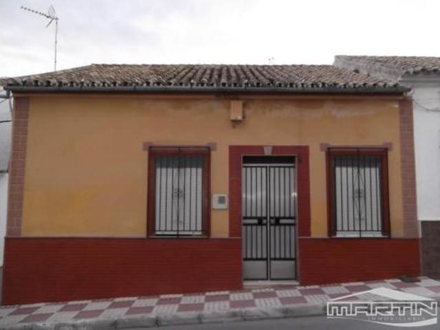 Chalet en venta en Moriles, Andalucía