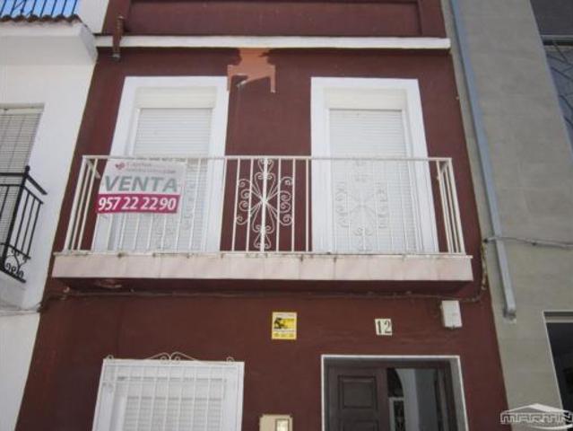 Villa en venta en Moriles