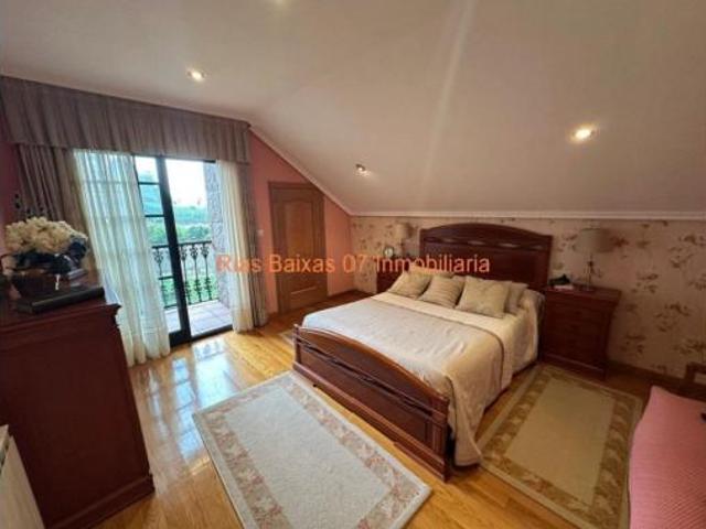 Chalet en venta en Mos, Vigo