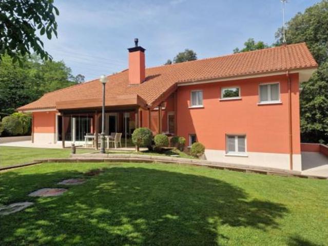 Chalet en venta en Mungia, Guipúzcoa
