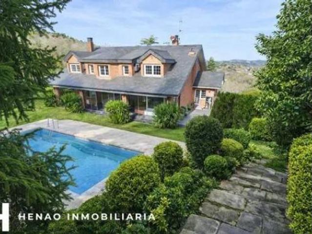 Chalet en venta en Mungia, Guipúzcoa