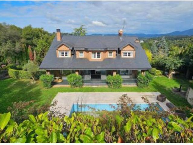 Chalet en venta en Mungia, Guipúzcoa