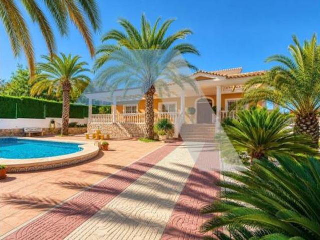 Chalet en venta en Urbanització L'Horta, l'Alacantí