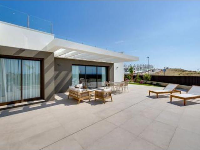 Chalet en venta en Bonalba, l'Alacantí
