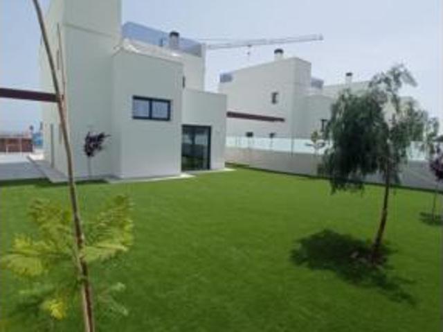 Chalet en venta en Bonalba, l'Alacantí