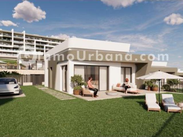 Chalet en venta en Bonalba, l'Alacantí