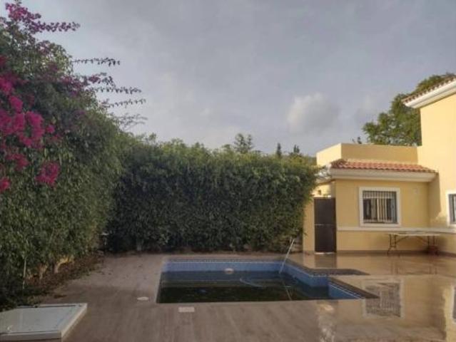 Chalet en venta en Bonalba, l'Alacantí