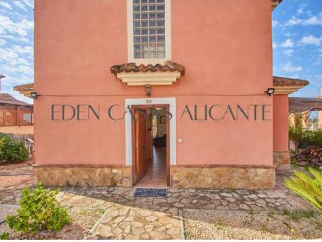 Chalet en venta en Bonalba, l'Alacantí