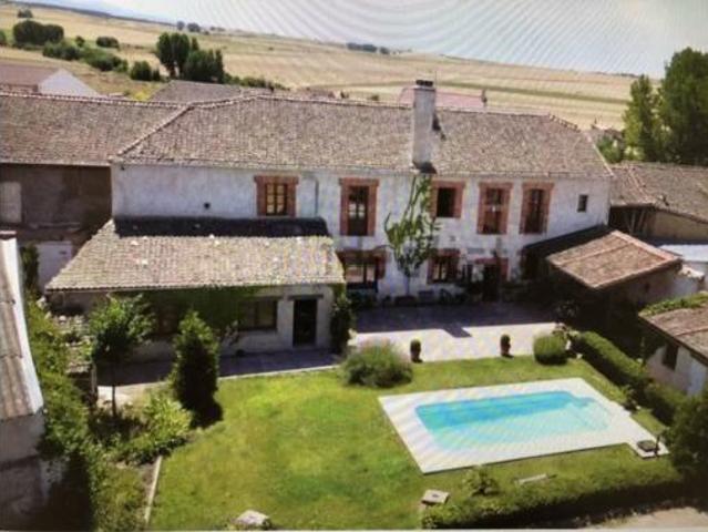 Chalet en venta en Sexmo de Posaderas, Muñoveros