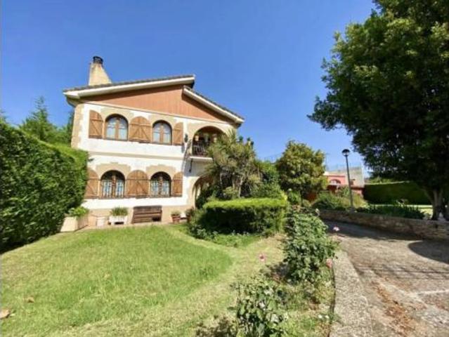 Chalet en venta en Nalda, La Rioja