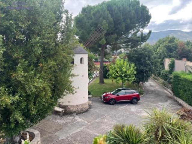 Chalet en venta en Nalda, La Rioja