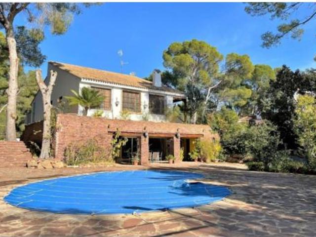 Chalet en venta en el Camp de Túria, Valencia