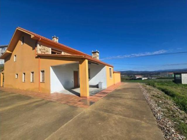 Chalet en venta en Meirás, Ferrol