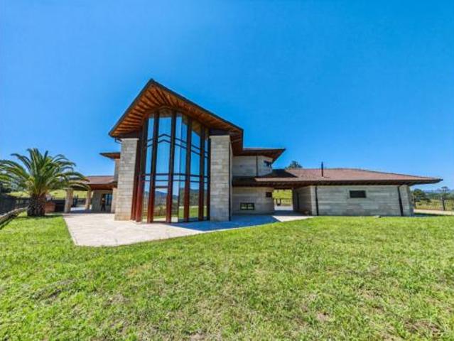 Chalet en venta en Nava, Asturias