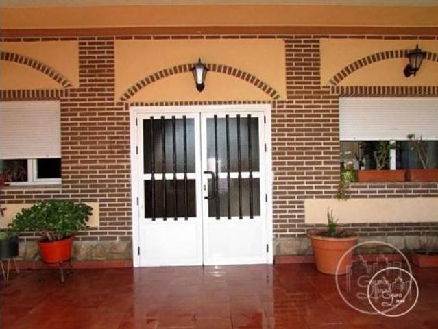 Chalet en venta en Nava de Arévalo, Ávila
