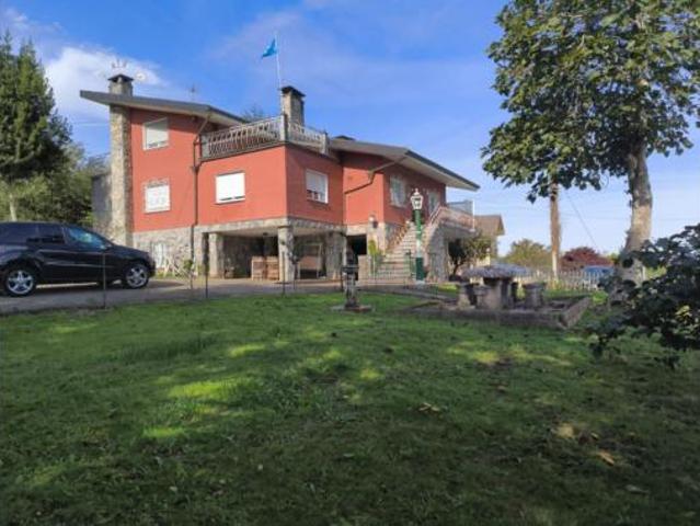 Chalet en venta en Nava, Asturias